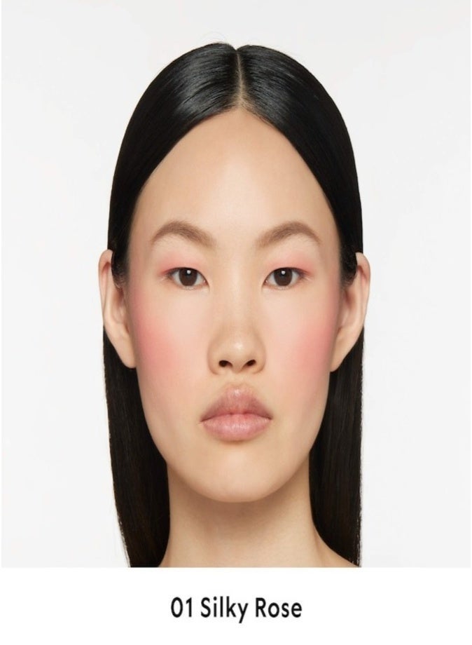 Gucci Luminous Matte Powder Blush 5.5g – 01 Silky Rose - a soft rosewood Long-Wear Luxury Cheek Color - Image 3